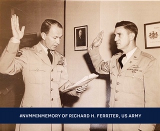 Image of two men during a swearing-in ceremony to the Army